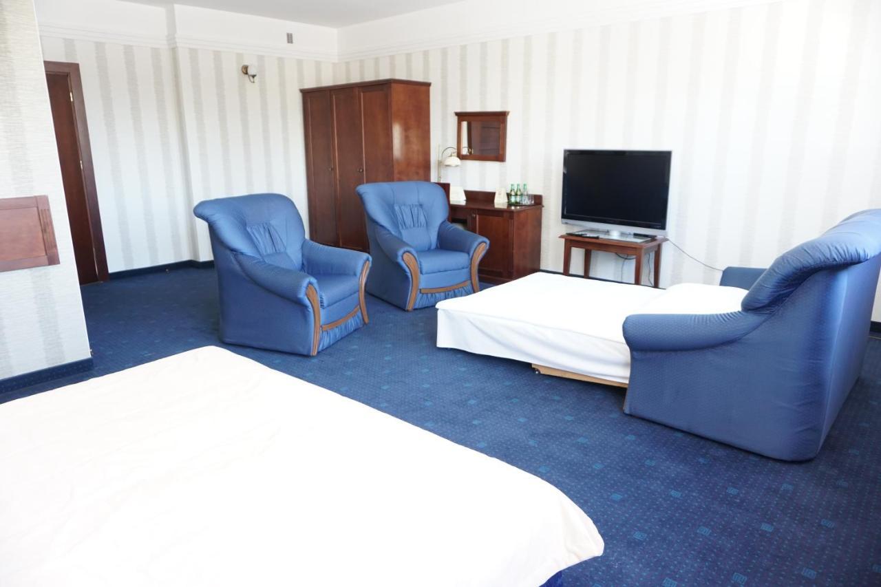 Hotel Mistral マルキ エクステリア 写真