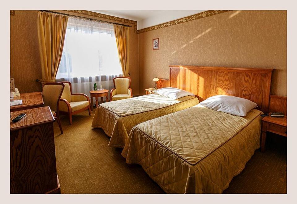 Hotel Mistral マルキ エクステリア 写真