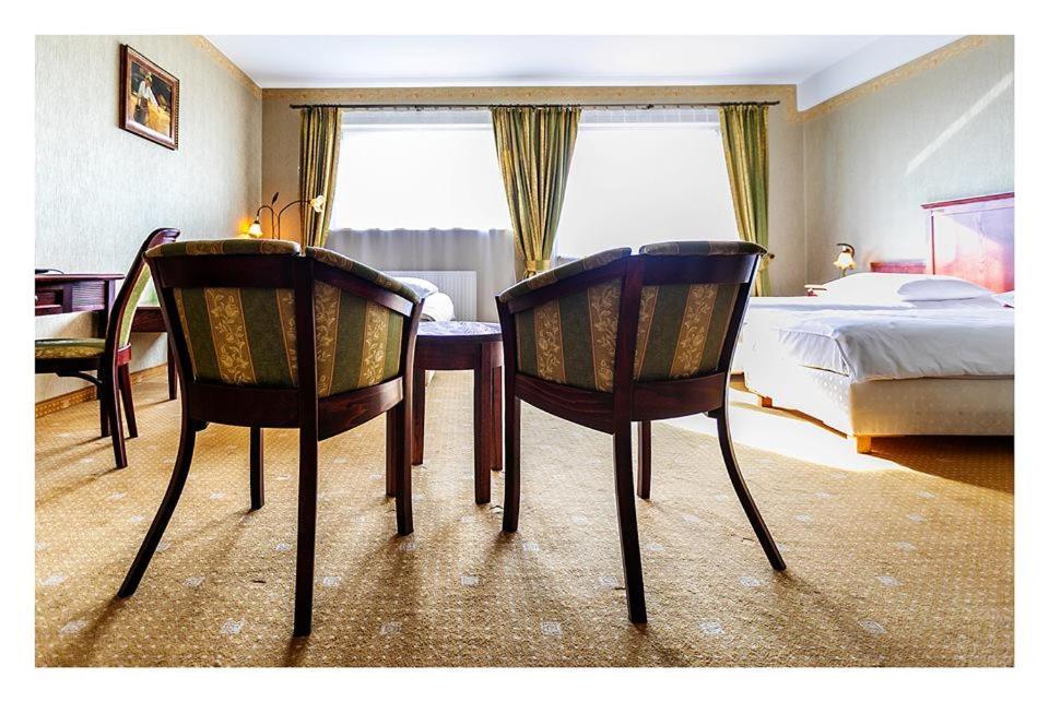 Hotel Mistral マルキ エクステリア 写真