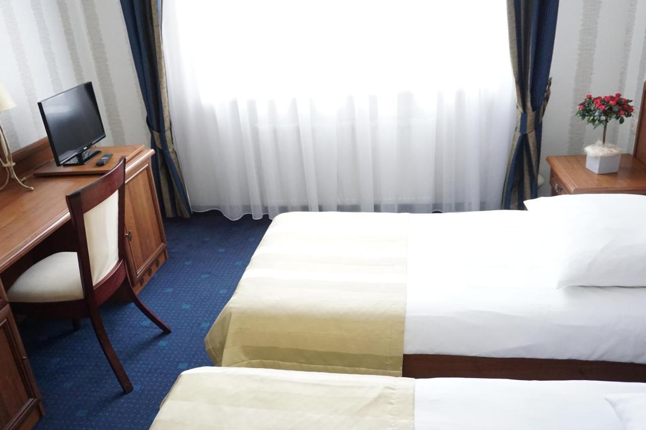 Hotel Mistral マルキ エクステリア 写真